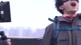 易烊千玺和刘浩存土拨鼠表情包神还原