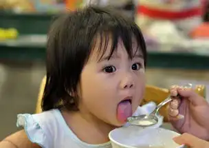 女儿的吃面照拍的不好表情搞笑给大家看看中关村在线摄影论坛