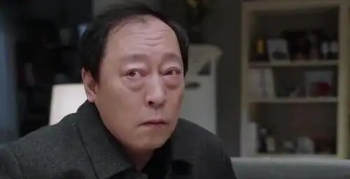 人人喊打的面瘫苏大强红成表情包,陈坤都变身迷弟为他打call