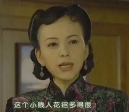 看到这些台词表情包后,我清空了微信表情