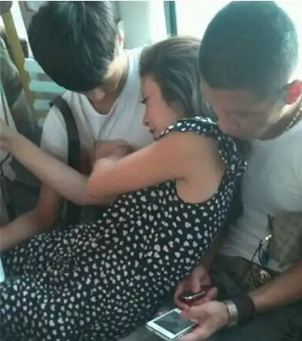 为了不湿鞋,只能这样了
