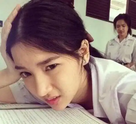 爆笑gif图不要婚车的新娘子,真的不多见