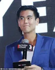彭于晏与粉丝搞怪自拍自摸美颜狂卖萌
