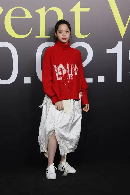 表情moncler添年轻新创意美少女欧阳娜娜青春无敌娱乐中时表情