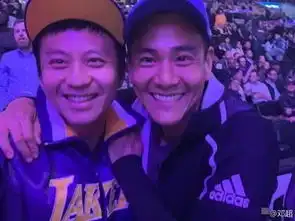 邓超彭于晏看球网友前一阵和陈赫鹿晗打球时也很搞笑