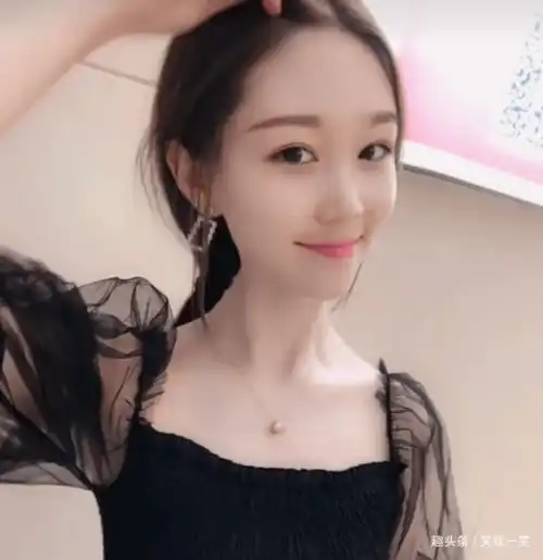 爆笑gif图司机大哥,你这是抢了加油站是么