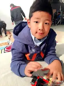 郭涛与石头搞怪表情神同步翻白眼喜感十足