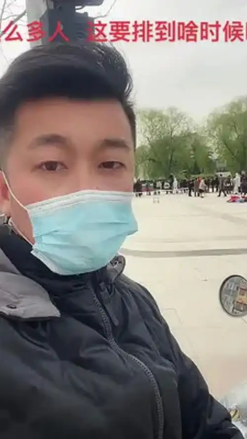第一次做核酸拍摄现场春天你好红红火火气氛搞起来