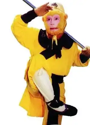 六小龄童章金莱