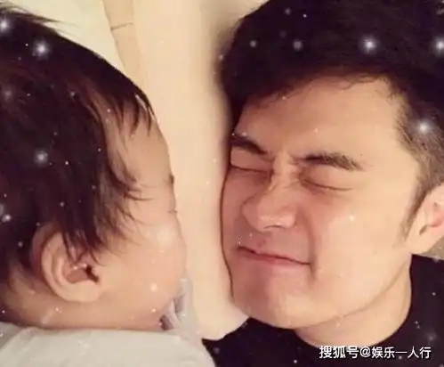 陈赫晒出自己住的豪宅,衣柜里还放着一只猫,这也太搞笑了吧