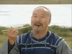 这片段让我们看得直流口水,五阿哥表情也是醉了