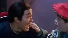 电影版鹿鼎记片段周星驰演韦小宝,面部表情浮夸搞笑