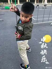 组图来自鱼儿的祝福胡可中秋晒照小鱼儿又变表情包