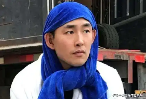 王彦霖帮章若楠追星彭于晏,要了张他的签名海报,网友调侃太搞笑