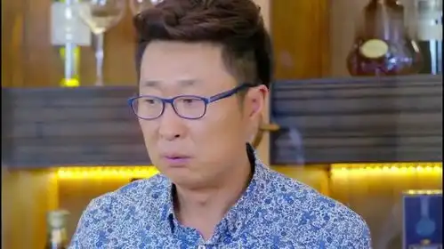 心机女躲进厕所干呕,和在场其中一个有一段