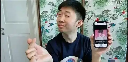 杨迪模仿小凯拍照,被小螃蟹称是买家秀和卖家秀的区别,搞笑功力十足