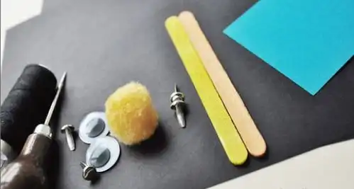 环保纸扇小制作搞笑表情折纸扇