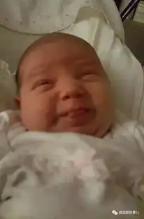 分享丨爹妈们把自家娃拉粑粑的销魂表情拍照留念,每一张都是表情包