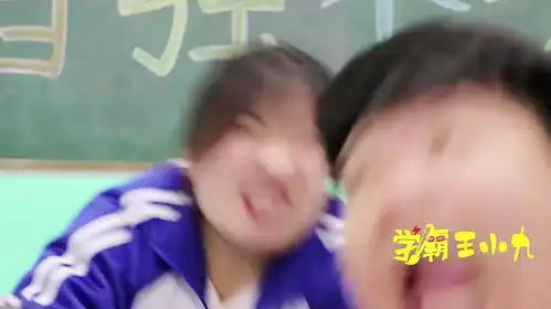 学生挑战面部表情吃饼干,没想同学们一个比一个奇葩真搞笑