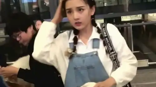 宋祖儿真是个古灵精怪的小可爱,什么搞怪表情都会,男人最喜欢的类型