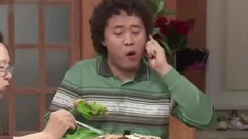 搞笑一家人俊河真的深爱海美,为了亲爱的老婆,可以放弃五花肉