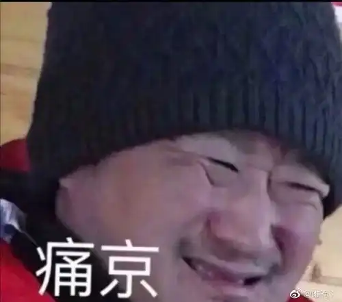 每次身边走过那种拥有扑面而来的香气的美女而且离开三步都...