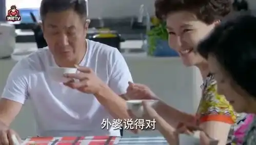 城里亲家指导农村婆婆做菜,不料菜一上桌,全家人的表情太搞笑了