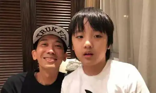 长大了王诗龄美了,天天腿长了,grace和joe像了