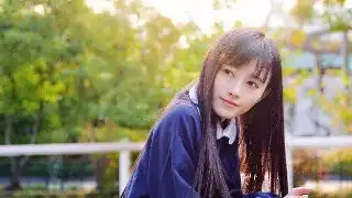 杨紫与王俊凯同班飞机见大型追星现场秒变表情包太逗了