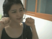 李由美动态qq表情,韩国可爱调皮女主持人