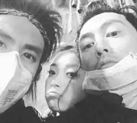 余文乐晒与彭于晏倪妮合影表情搞怪颜值还是高