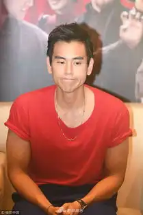 组图彭于晏与粉丝比肌肉无压力释放表情包