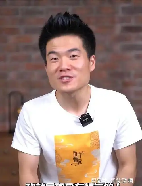山寨版董宇辉火爆抖音西方甄选,笑料不断,万人在线观看