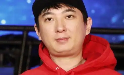 反转了网红孙一宁晒与王思聪昔日聊天记录,王思聪态度反转明显