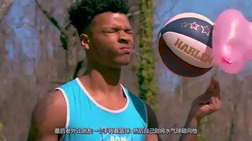水气球砸脸上慢动作看表情会如何有趣老外真会玩